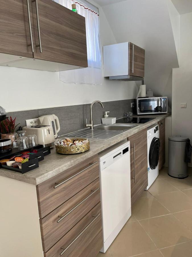 Keys&Home L'Escapade Parisienne - T2 Cosy & Confort Le Raincy Kültér fotó