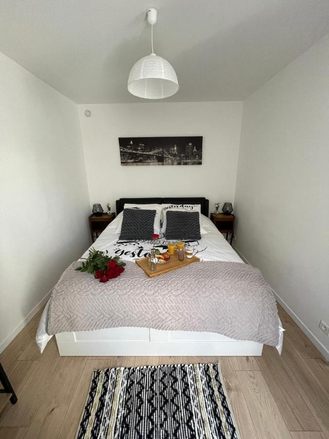 Keys&Home L'Escapade Parisienne - T2 Cosy & Confort Le Raincy Kültér fotó